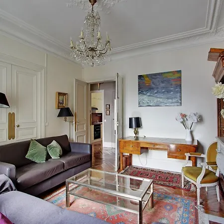 210176 - Comfortable For 6 People In The Heart Of The Grands Boulevards アパート